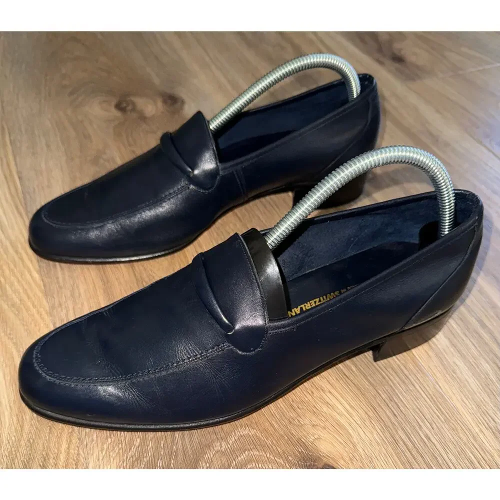 Vintage BALLY in SWITZERLAND Dark Blue Loma Slip-on Classic Loafers - size 8.5